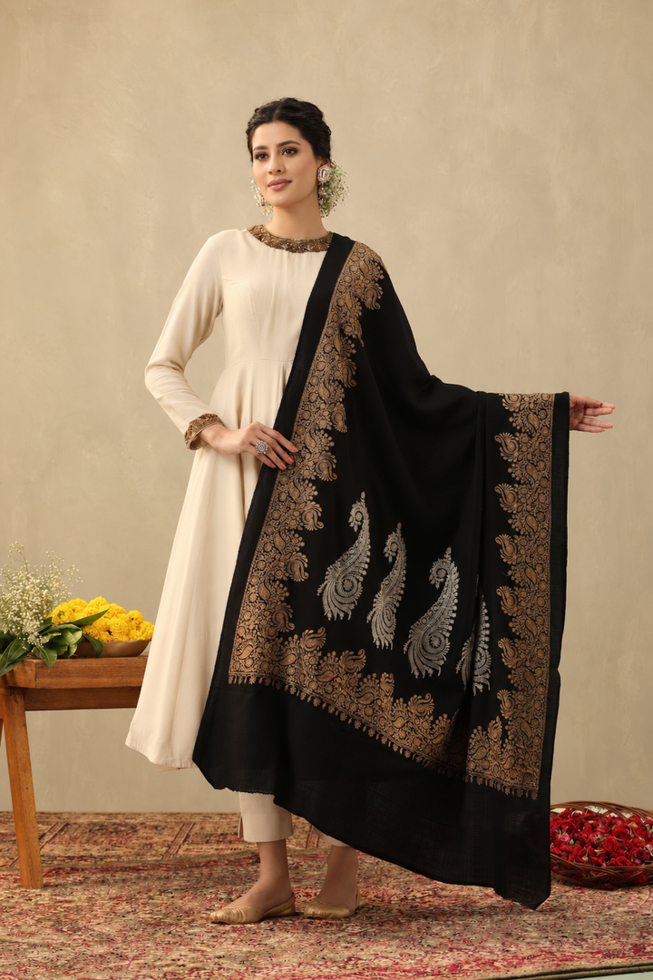 Agasti Aari Work Cashmere Shawl