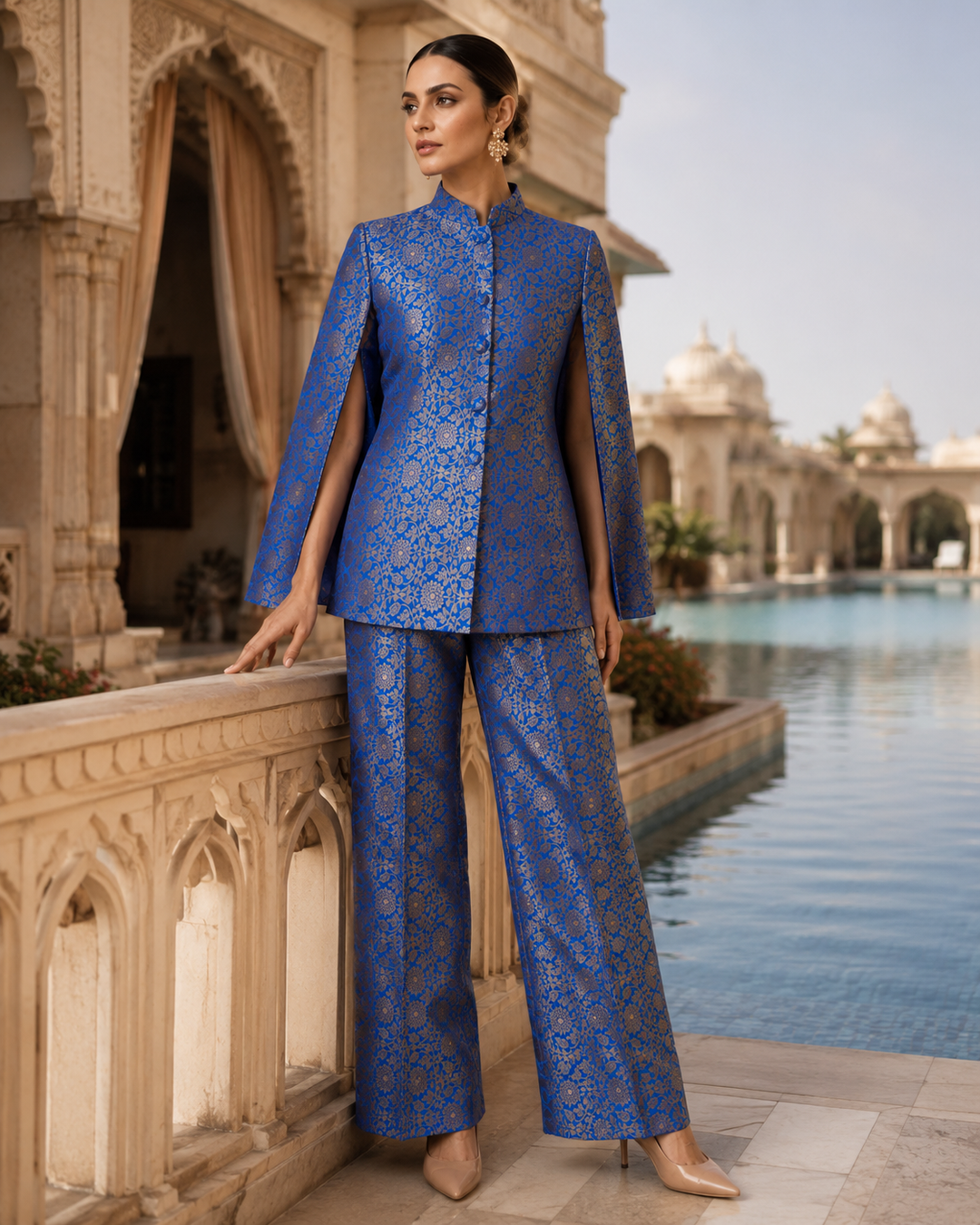 Mumtaz Banarasi Cape Co-ord Set with Gold Floral Weave