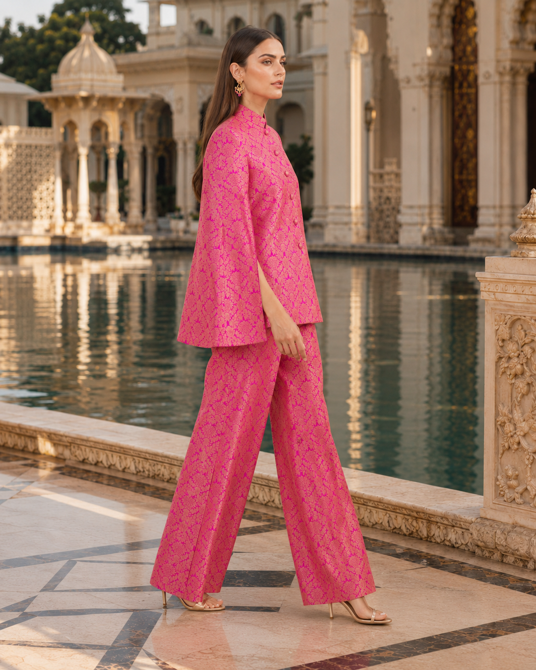 Jodha Banarasi Cape Co-ord Set with Floral Weave
