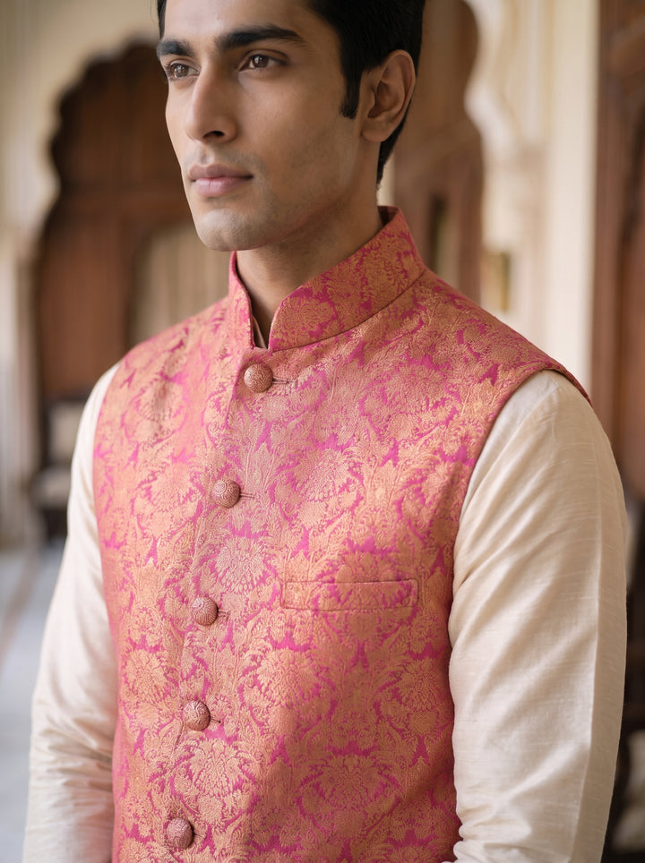 Akbar Banarasi Bandi: Men&