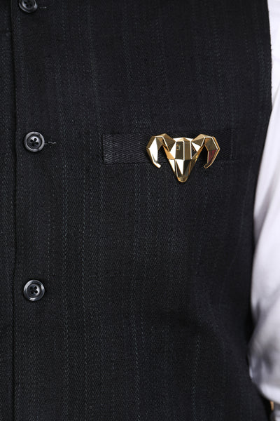 -  Gold-toned Alloy Ram Brooch