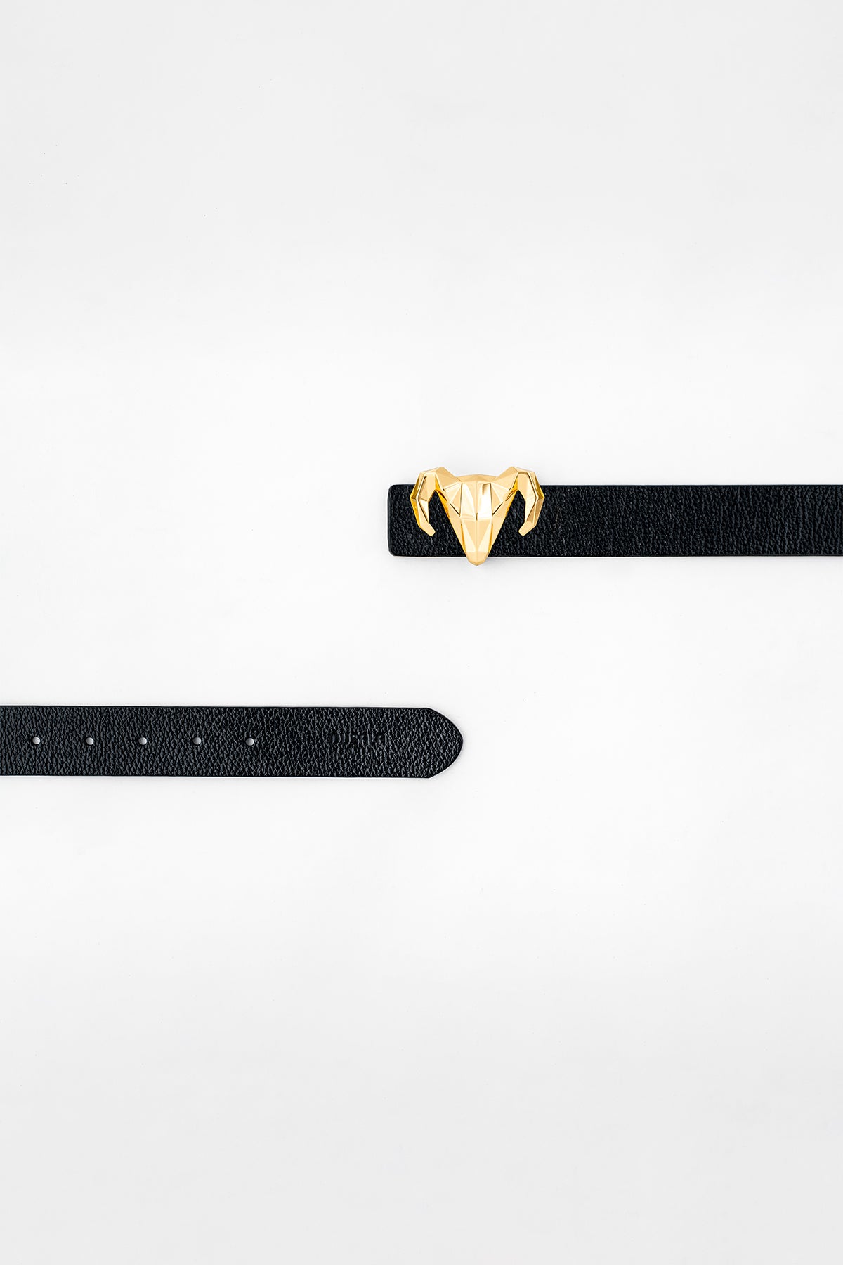 -  Italian Leather Ram Buckle Reversible Belt – White and Black