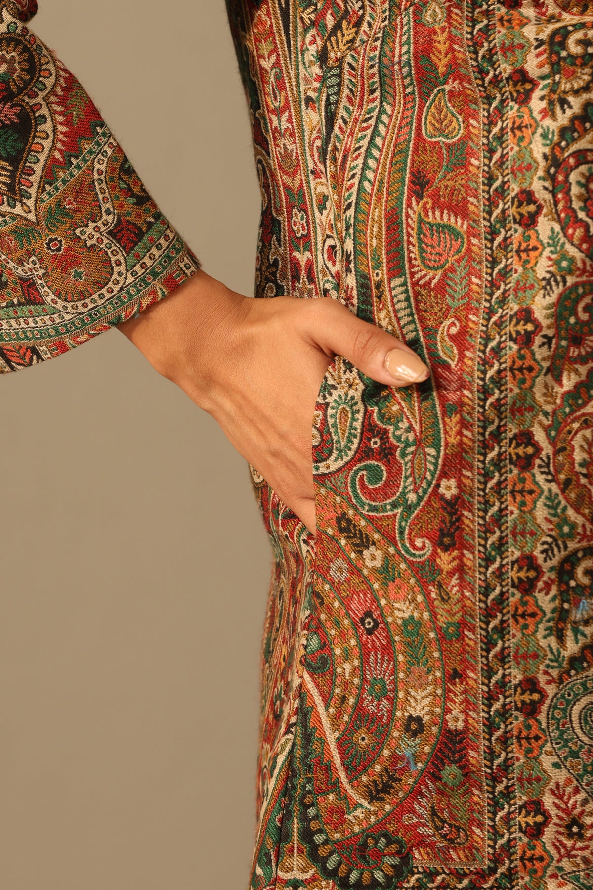 -  Nuria Fine Wool Silk Full Jacket