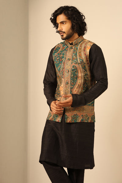 -  Amav Fine Wool Silk Waist Coat