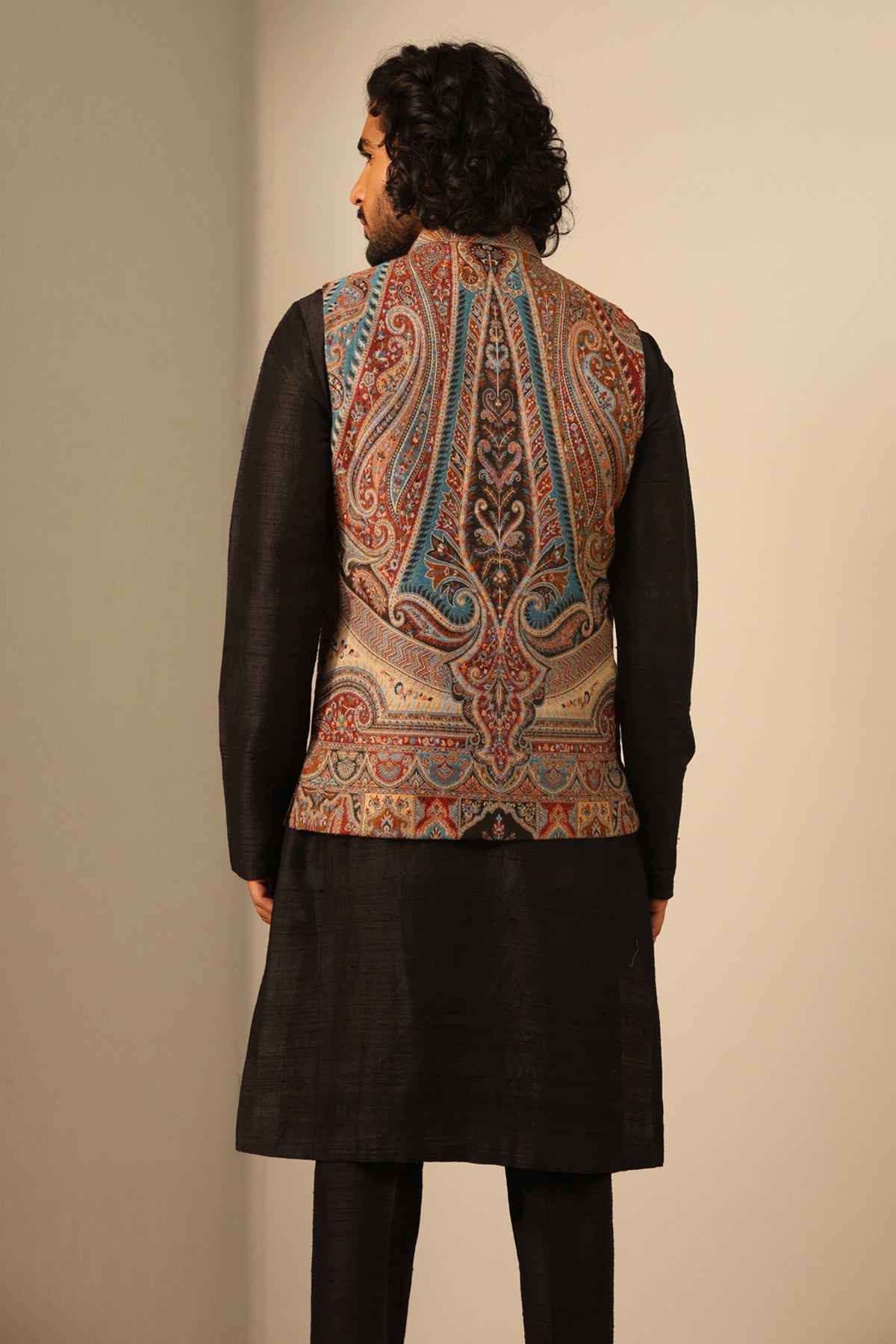 -  Kian Fine Wool Silk Waist Coat