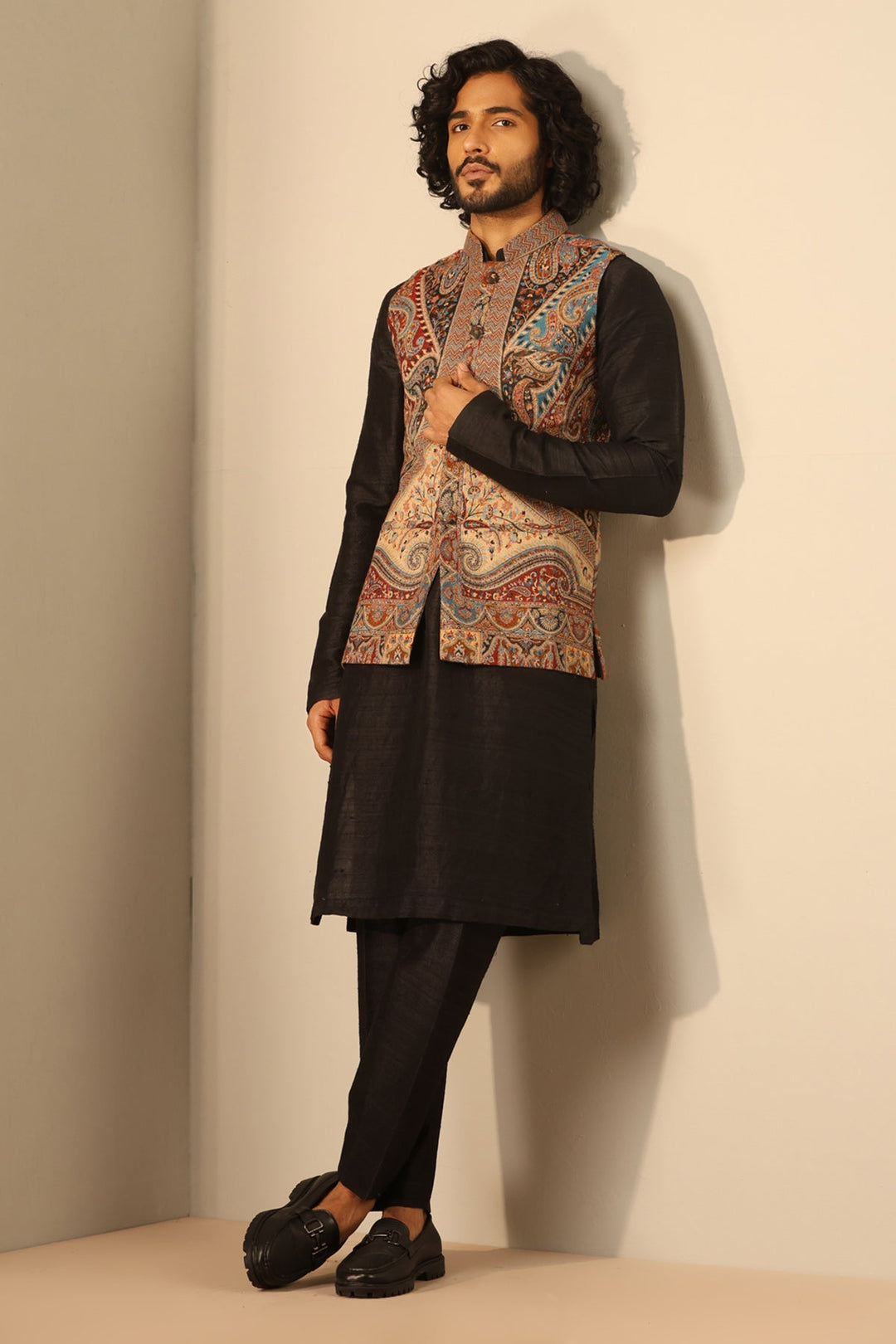 '-  Kian Fine Wool Silk Waist Coat