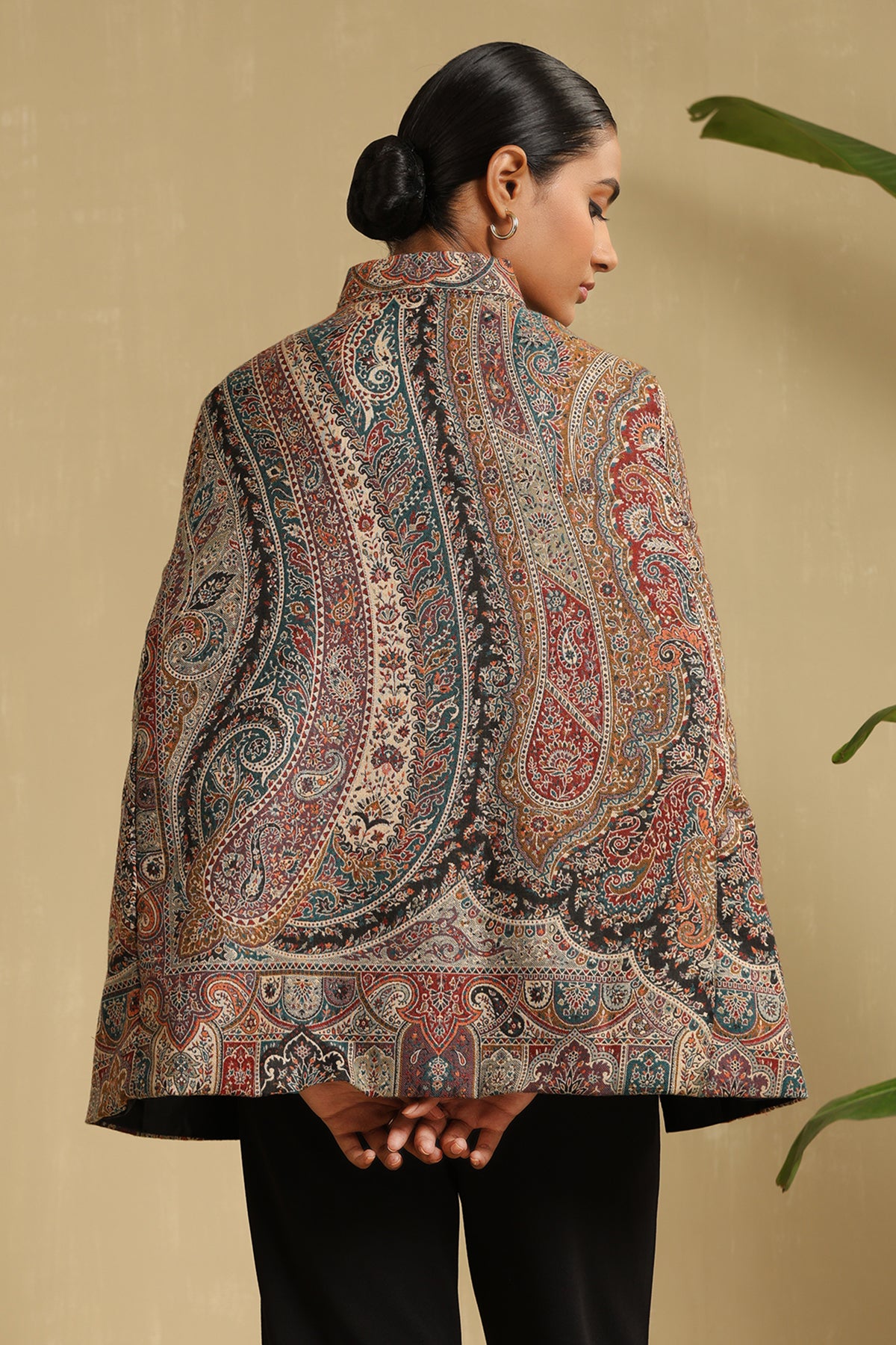 -  Jazz Fine Wool Silk Cape