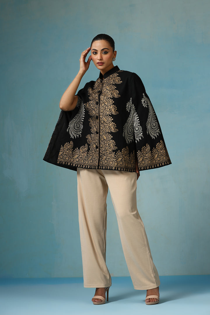 Heena Somani in our Ira Fine Wool Silk With Zari Embroidered Cape