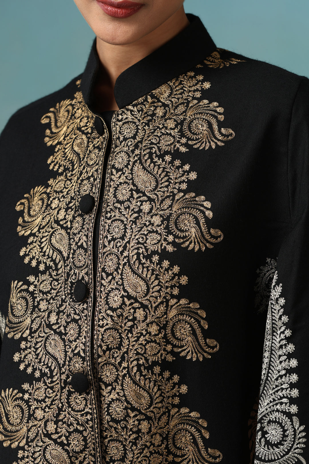 Heena Somani in our Ira Fine Wool Silk With Zari Embroidered Cape