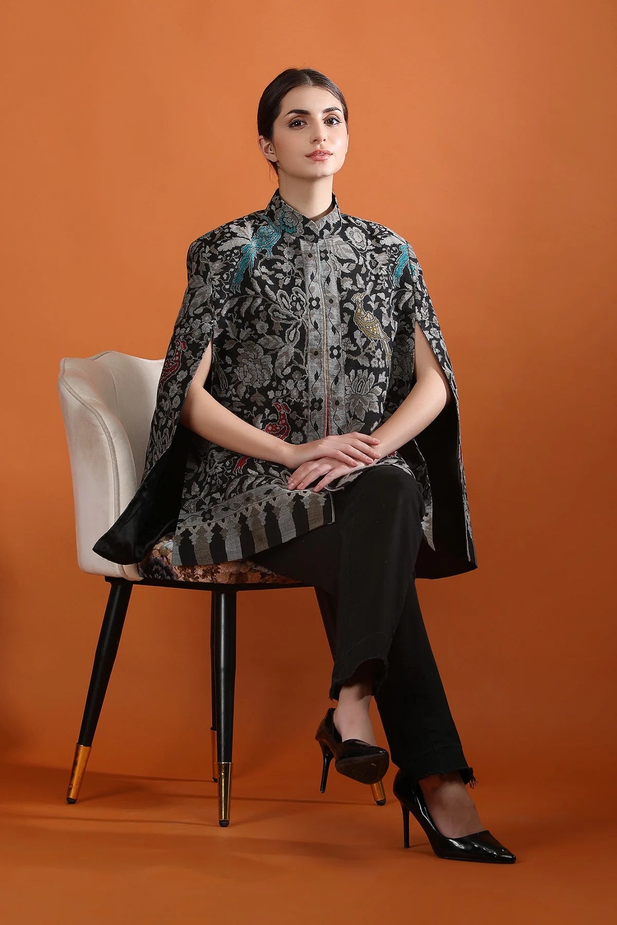 Ravya Fine Wool Silk Kani Blend Cape