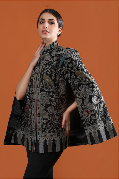 -  RAVYA FINE WOOL SILK KANI CAPE