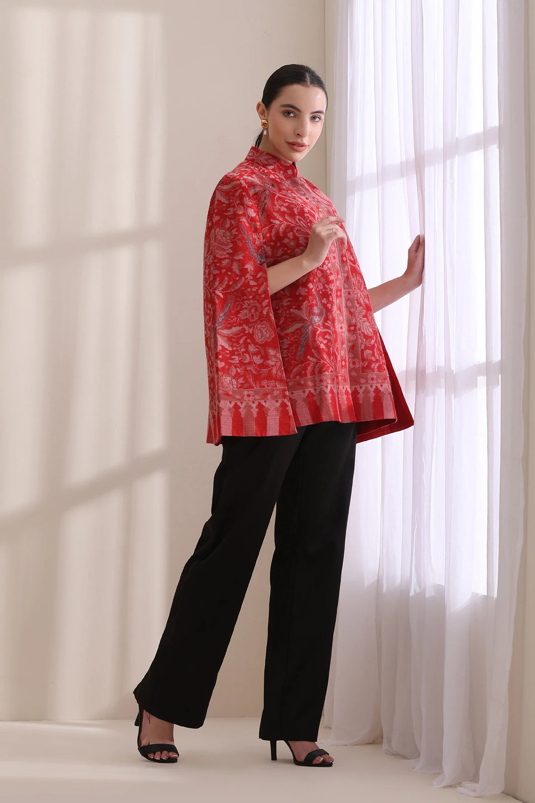 Mithudi Woven Kani Blend Cape.