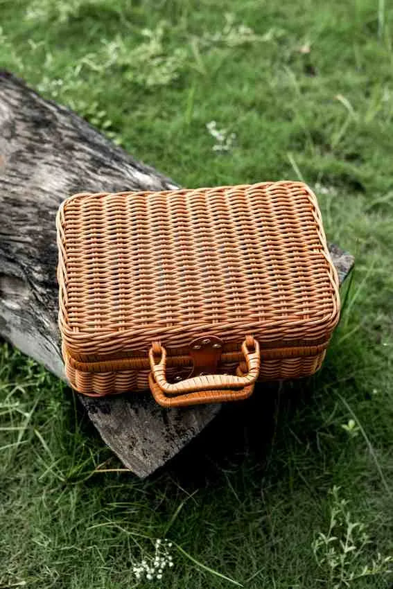 Dusala Wicker Heritage Hamper with Pashmina, Pearl jewellery & Artisanal Delights