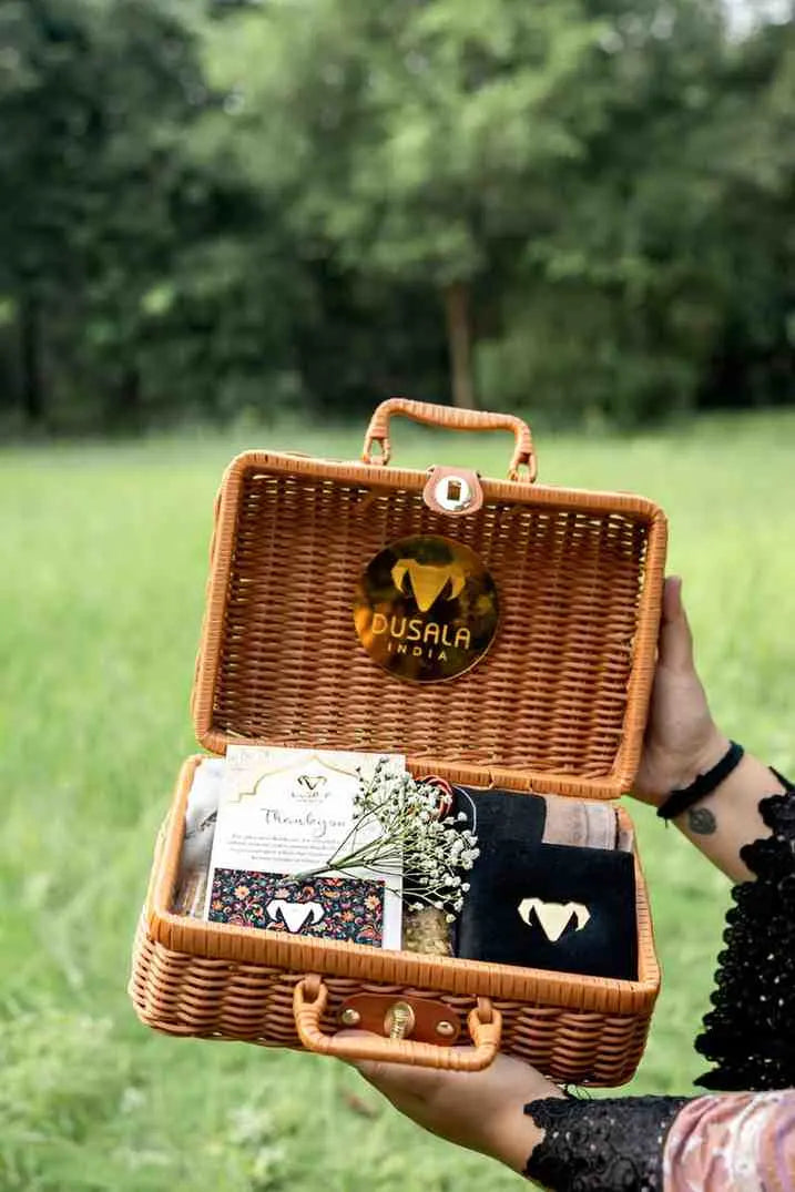 Dusala Wicker Heritage Hamper with Pashmina, Pearl jewellery &amp; Artisanal Delights