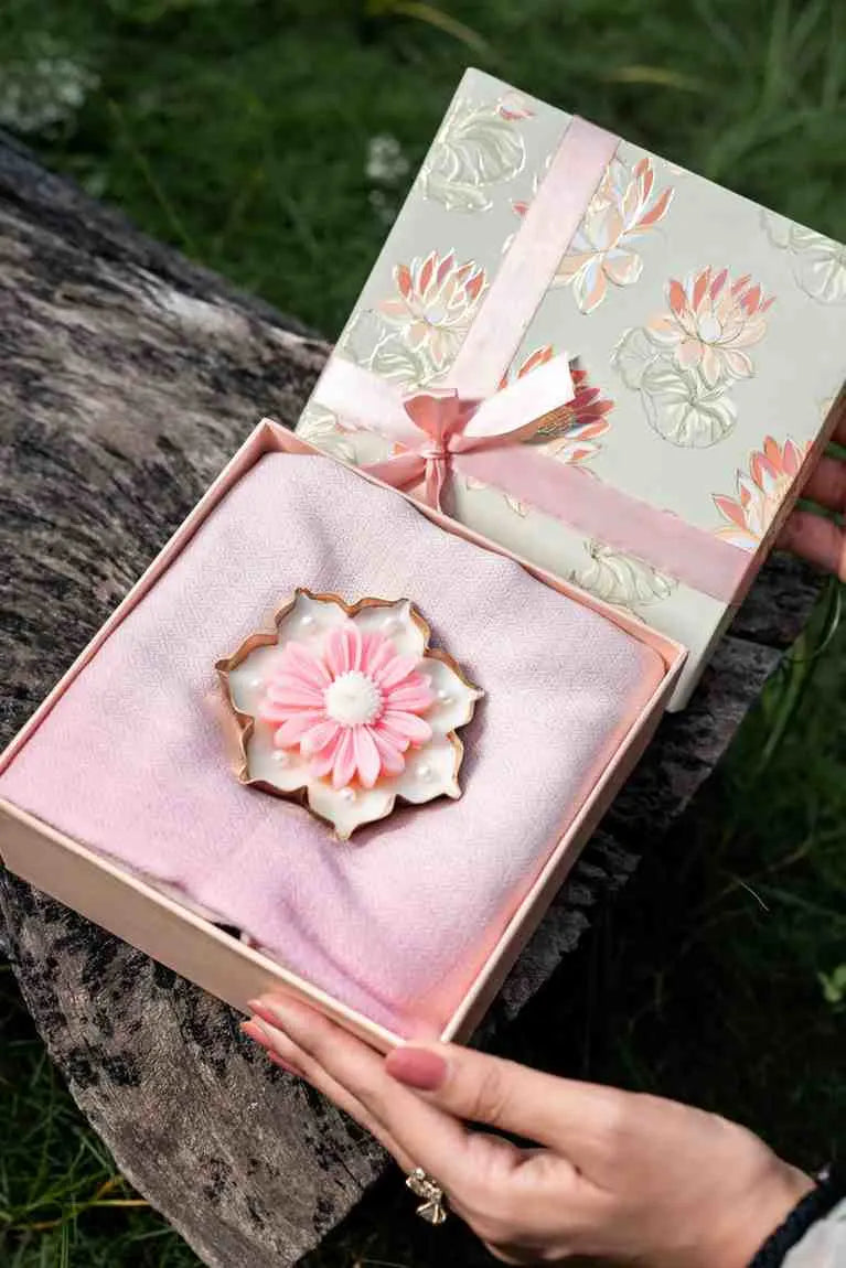 Blush Lotus Pashmina Gift Box with Handcrafted Floral Candle