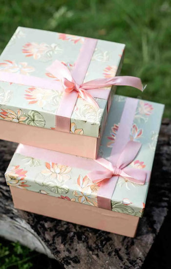 Blush Lotus Pashmina Gift Box with Handcrafted Floral Candle