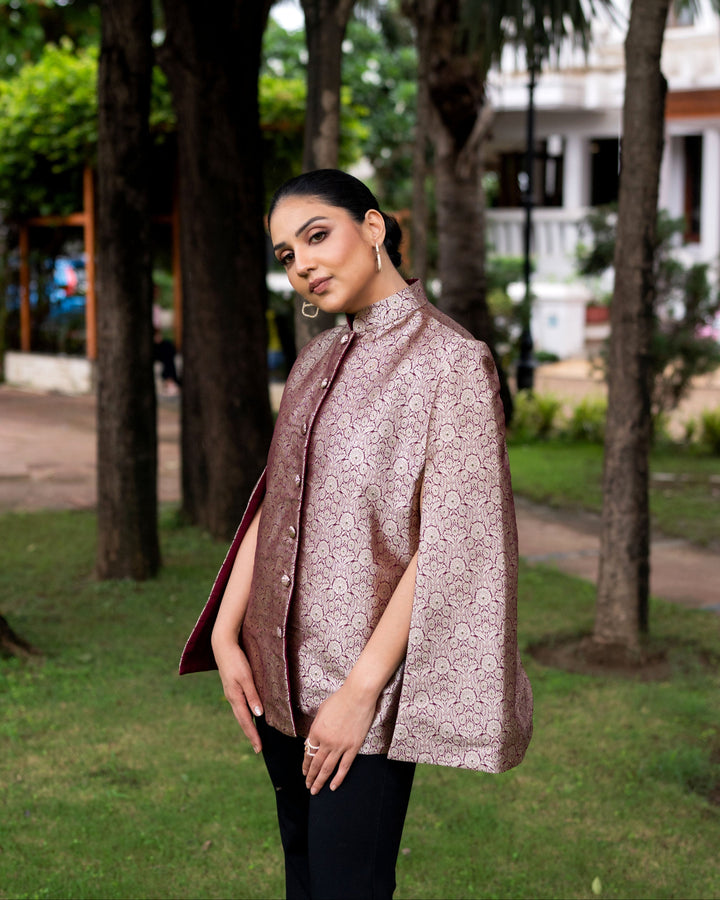 Ahilya Banarasi Cape: Women&