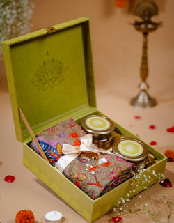 The lotus Grove Gift Box