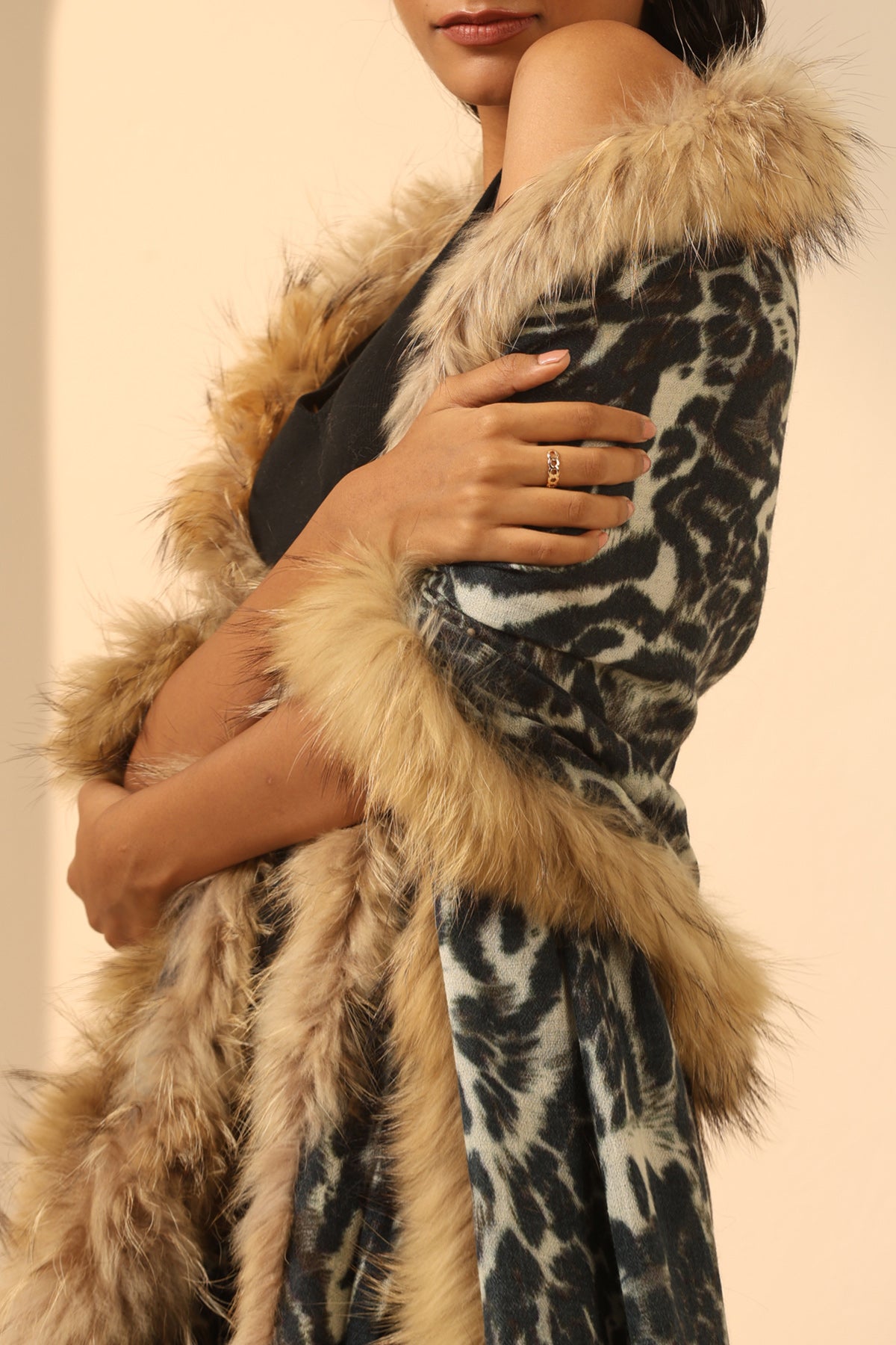 -  Arabella Cashmere Fur Stole