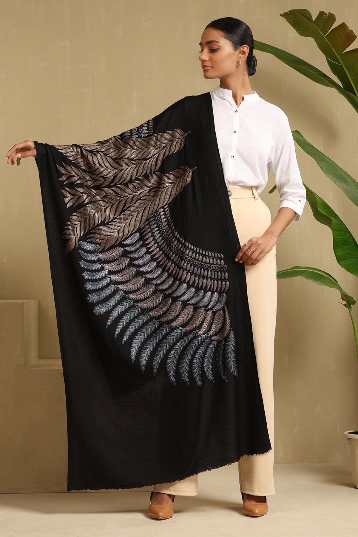 Wings Cashmere Stole
