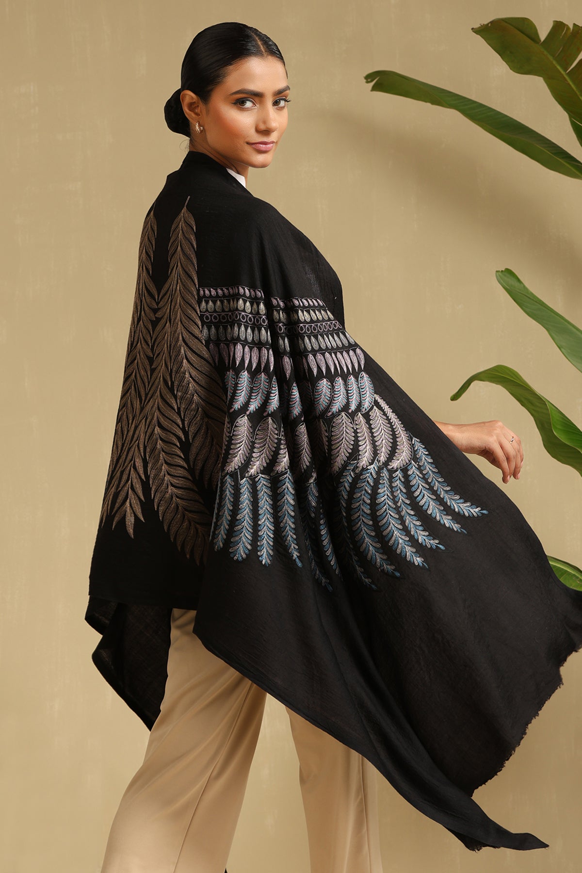 -  Wings Cashmere Stole
