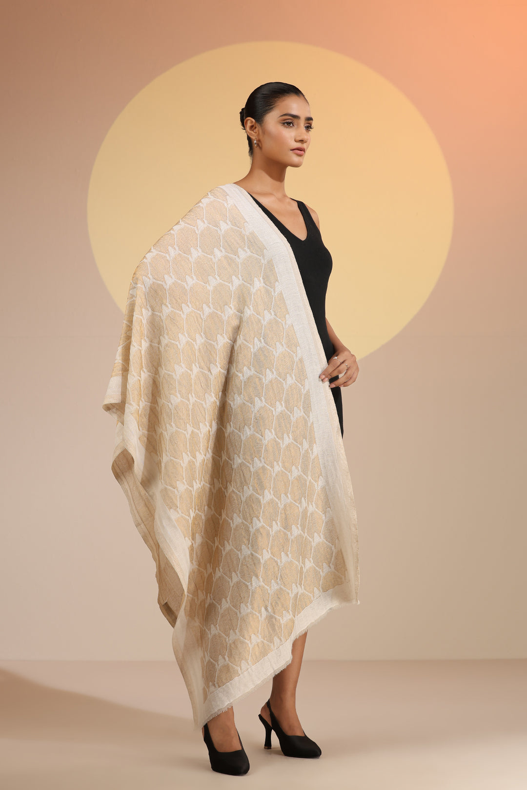 '-  Audrey Dusala Cashmere Fine Wool Stole