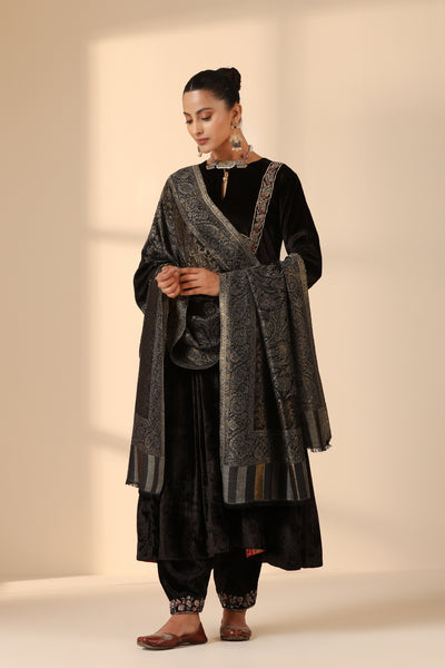 -  Tori Cashmere Fine Wool Shawl