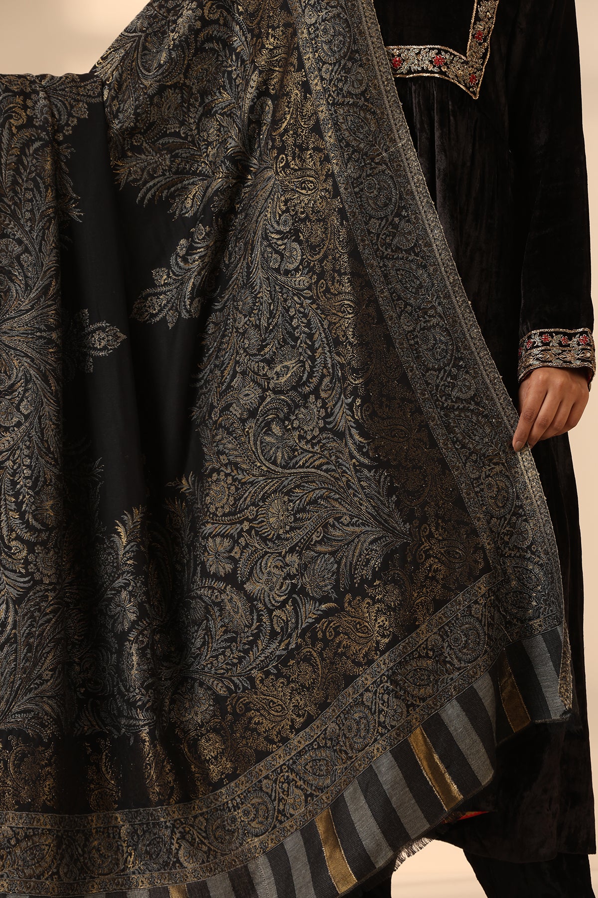 -  Tori Cashmere Fine Wool Shawl