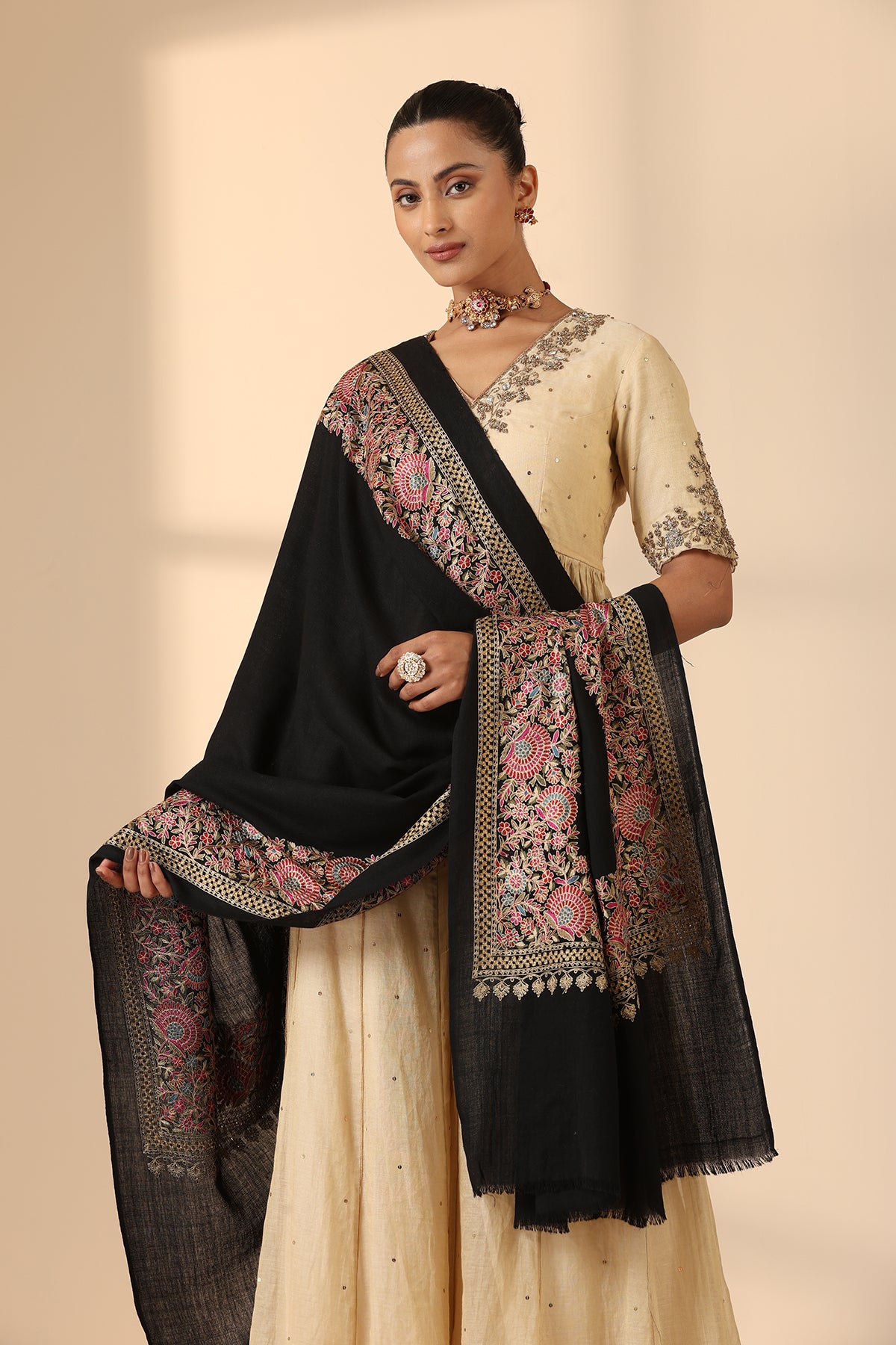 -  Zayeden Cashmere Fine Wool  Shawl