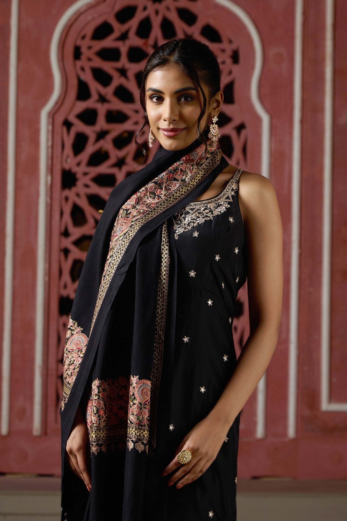 -  Zayeden Cashmere Fine Wool  Shawl