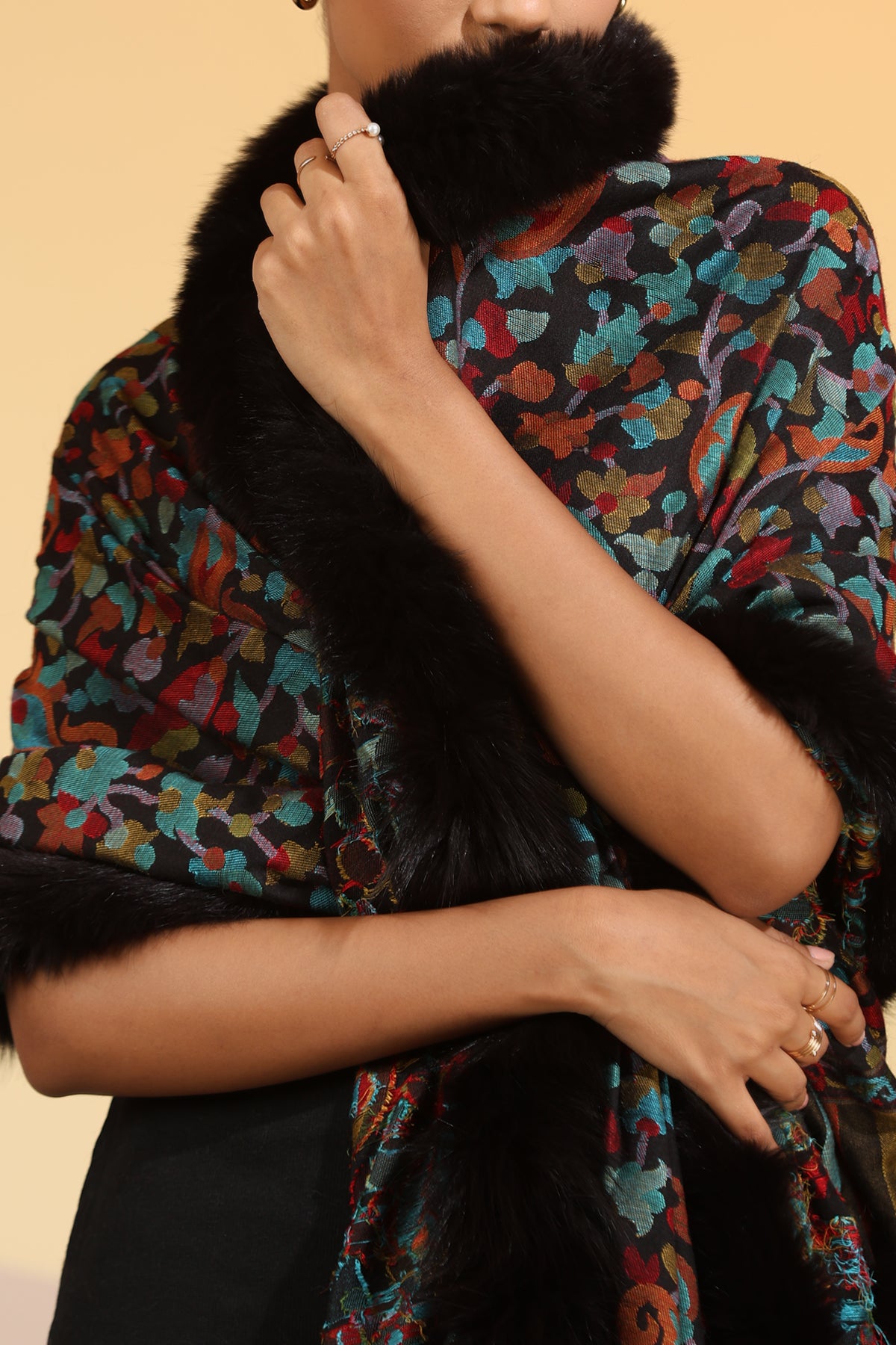 -  Léa Cashmere Fine Wool Fur Stole