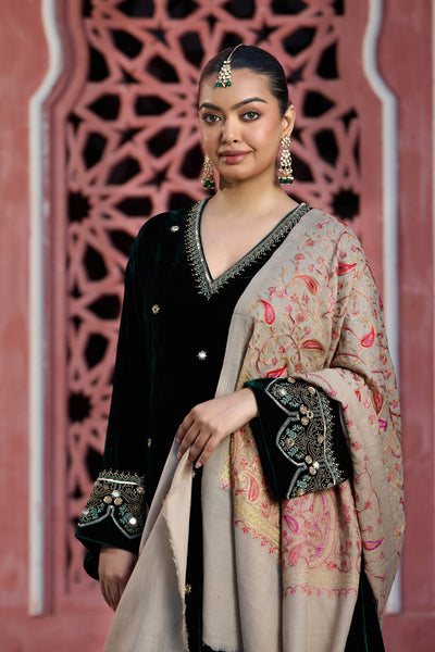 -  Naina Cashmere Stole