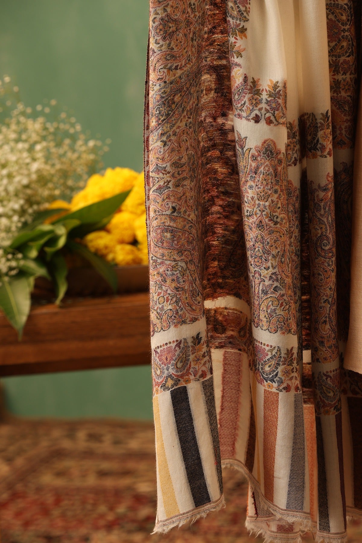 -  Vait Cashmere Shawl