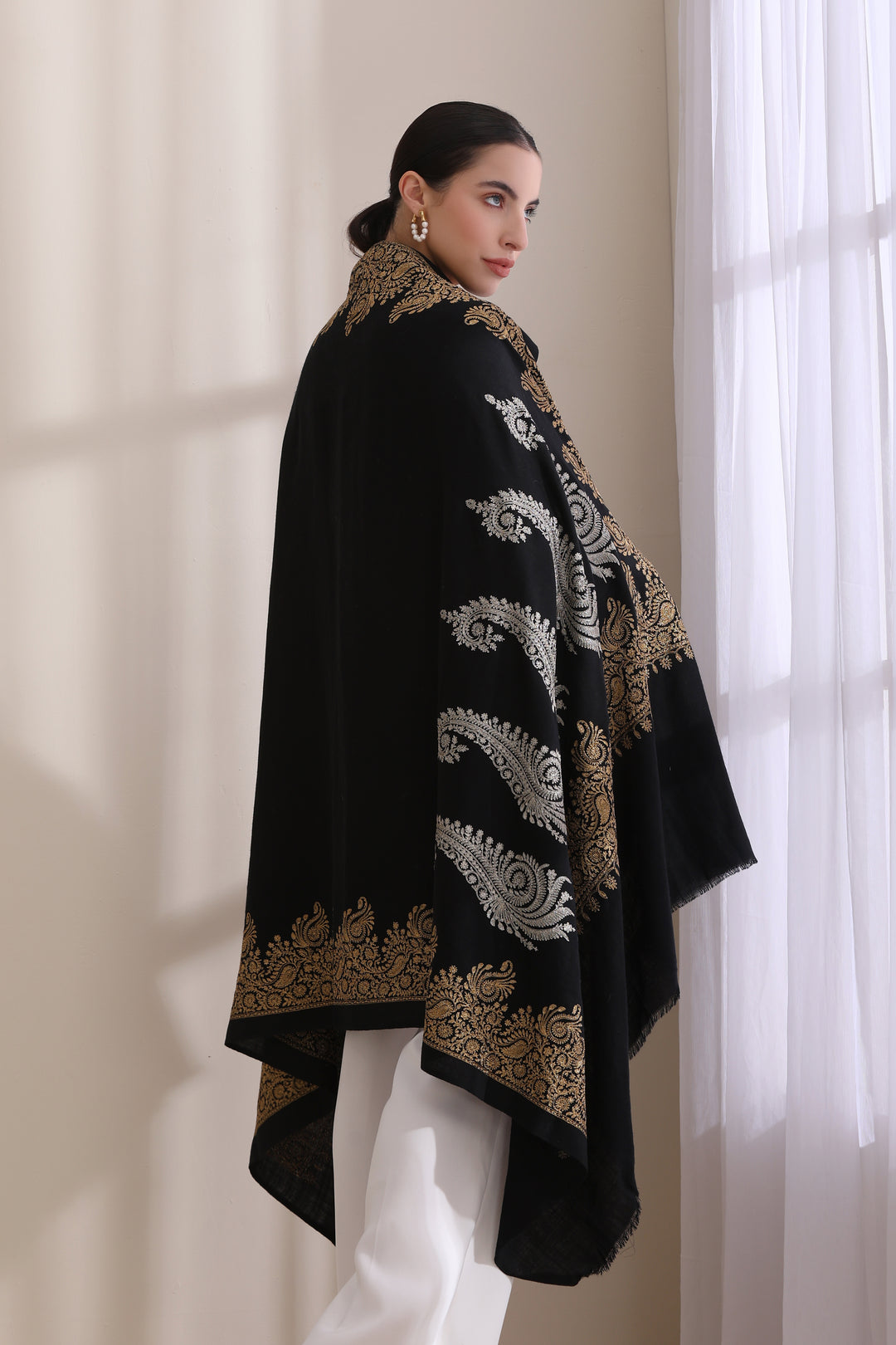 Agasti Aari Work Cashmere Shawl