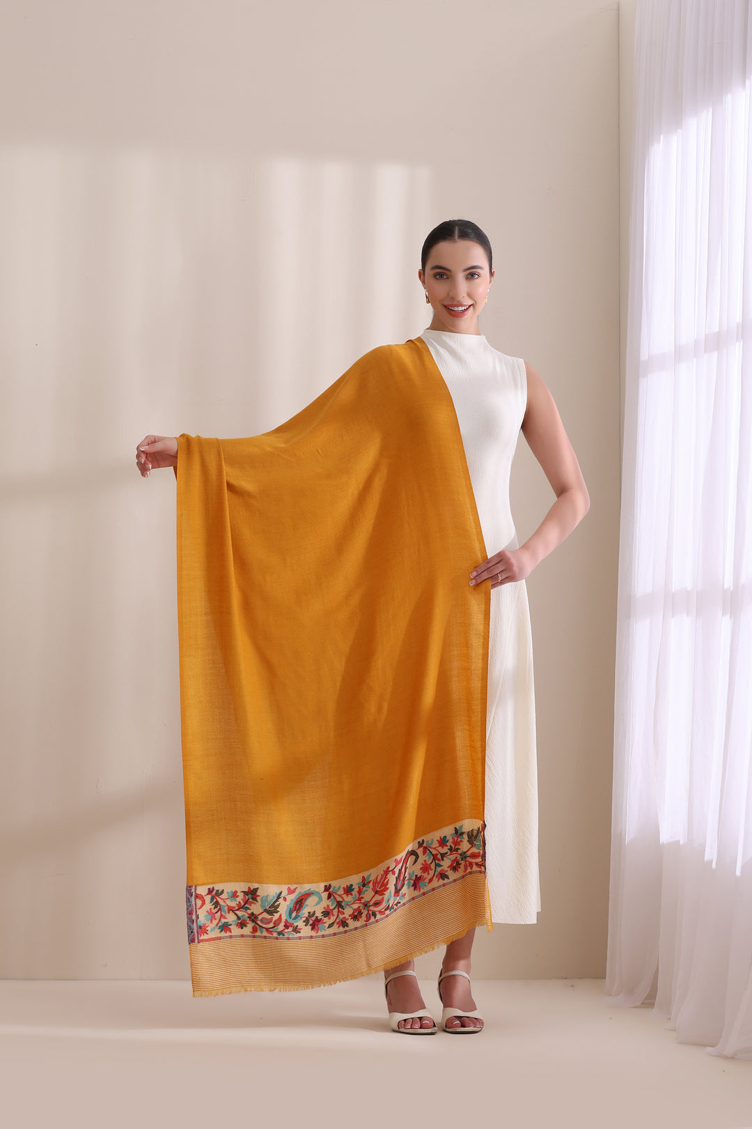 Aksara Cashmere Stole