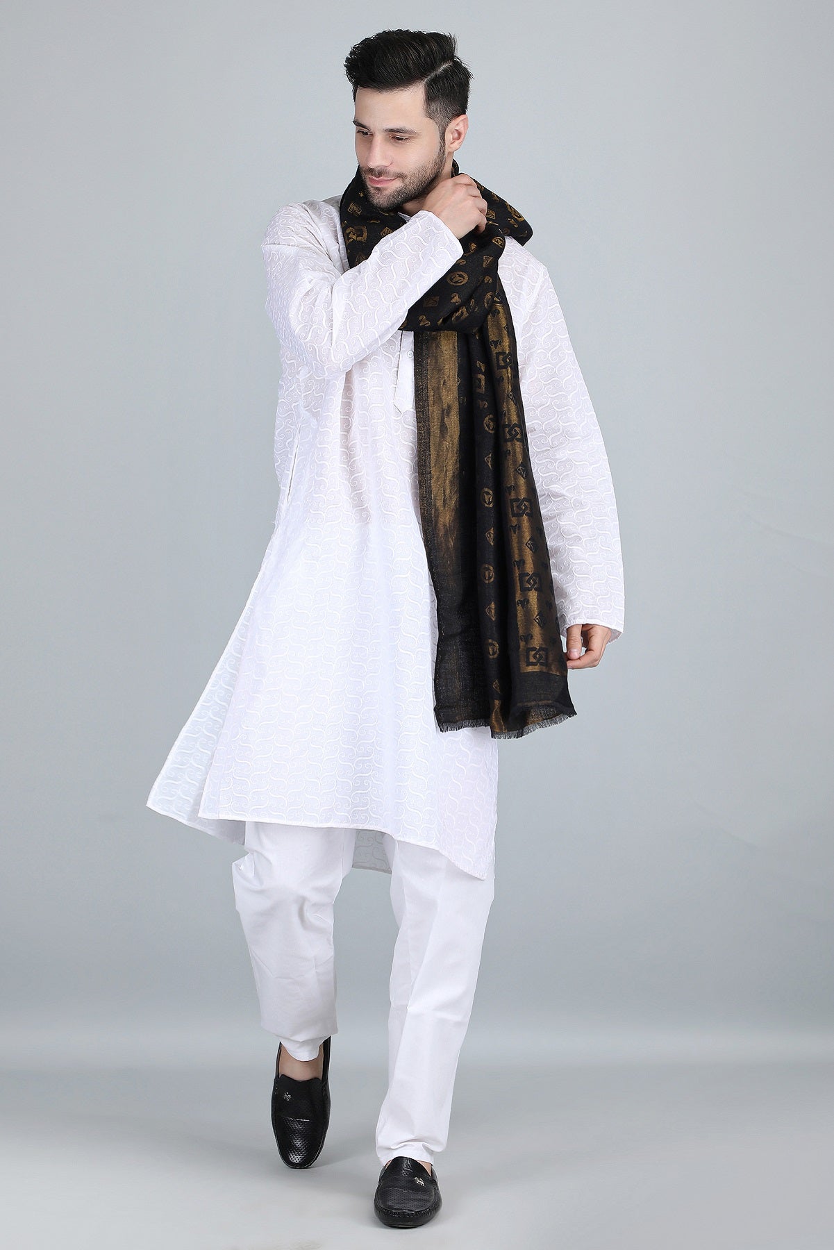 -  DUSALA CASHMERE ZARI REVERSIBLE STOLE