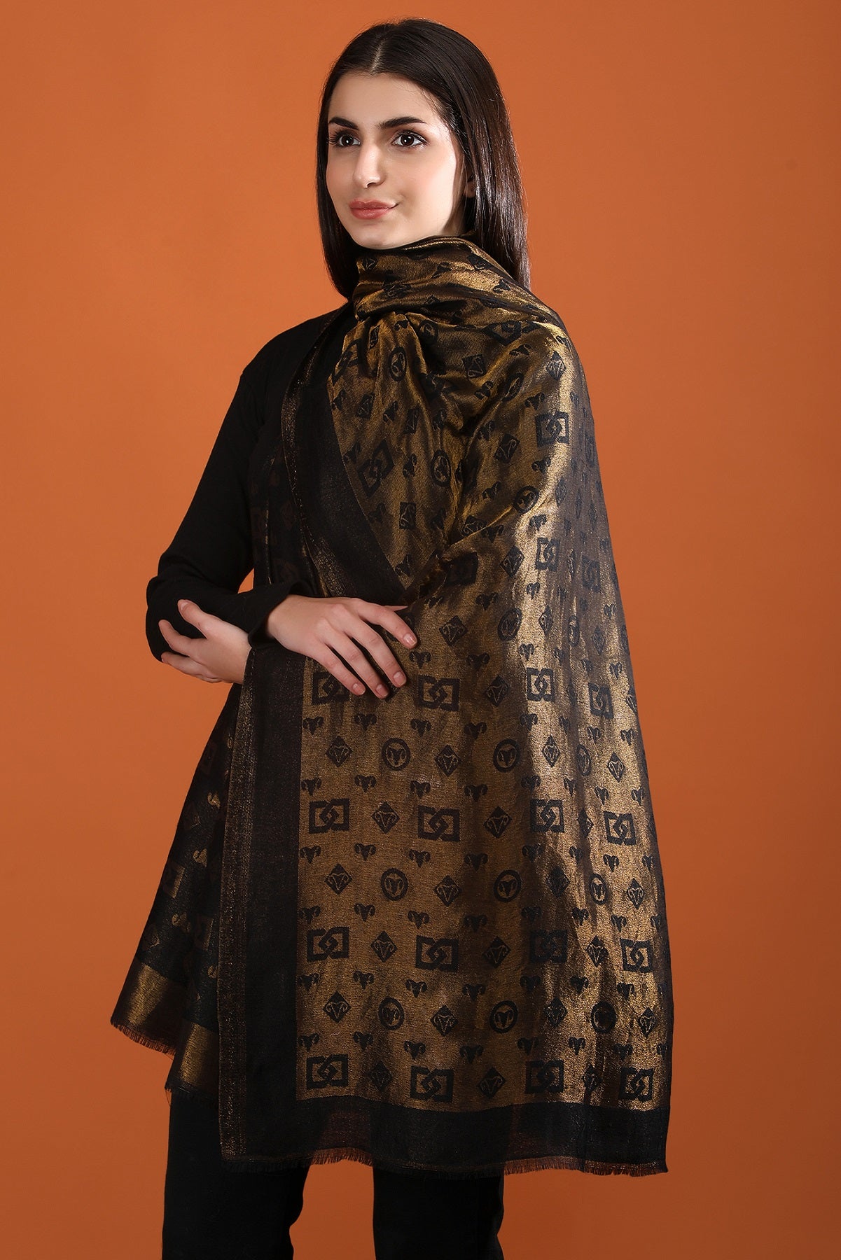 -  DUSALA CASHMERE ZARI REVERSIBLE STOLE