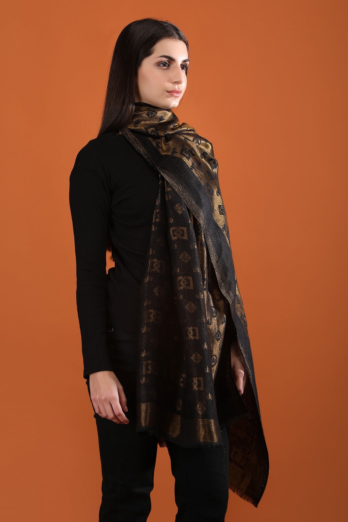 -  DUSALA CASHMERE ZARI REVERSIBLE STOLE