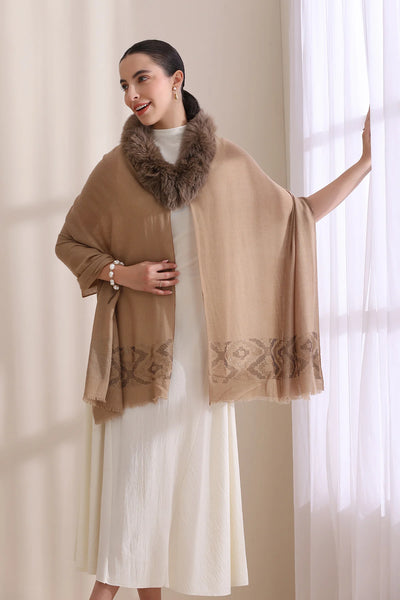 Hannah Collared Fur with Palla Border Stone Work Stole