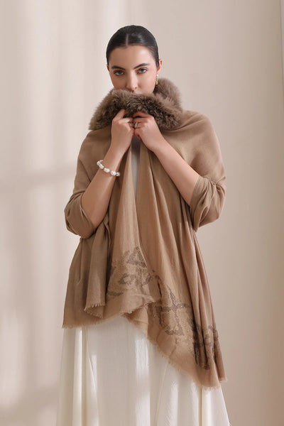 Hannah Collared Fur with Palla Border Stone Work Stole