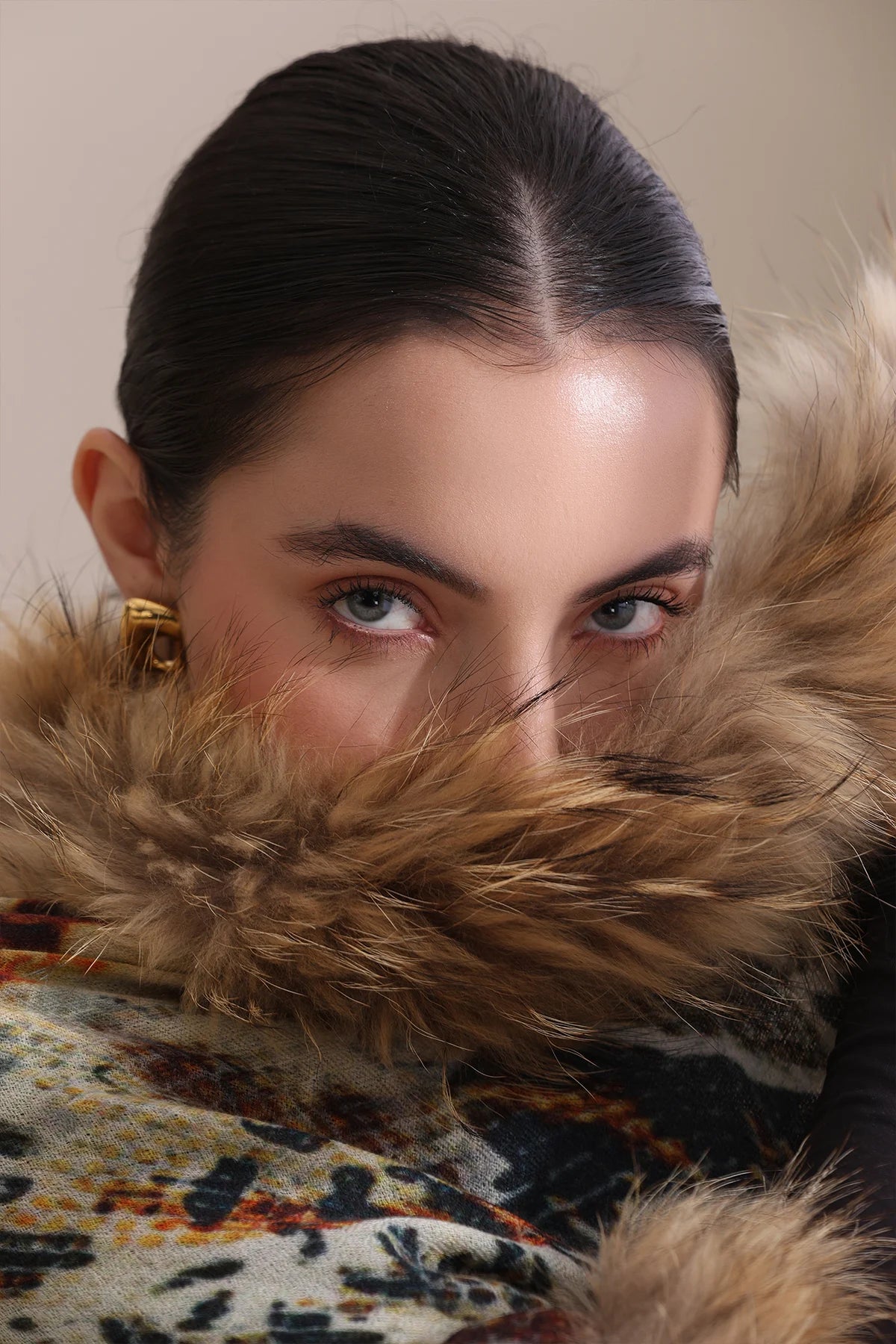 Iris Cashmere Animal Printed Stole With High Quality Fur