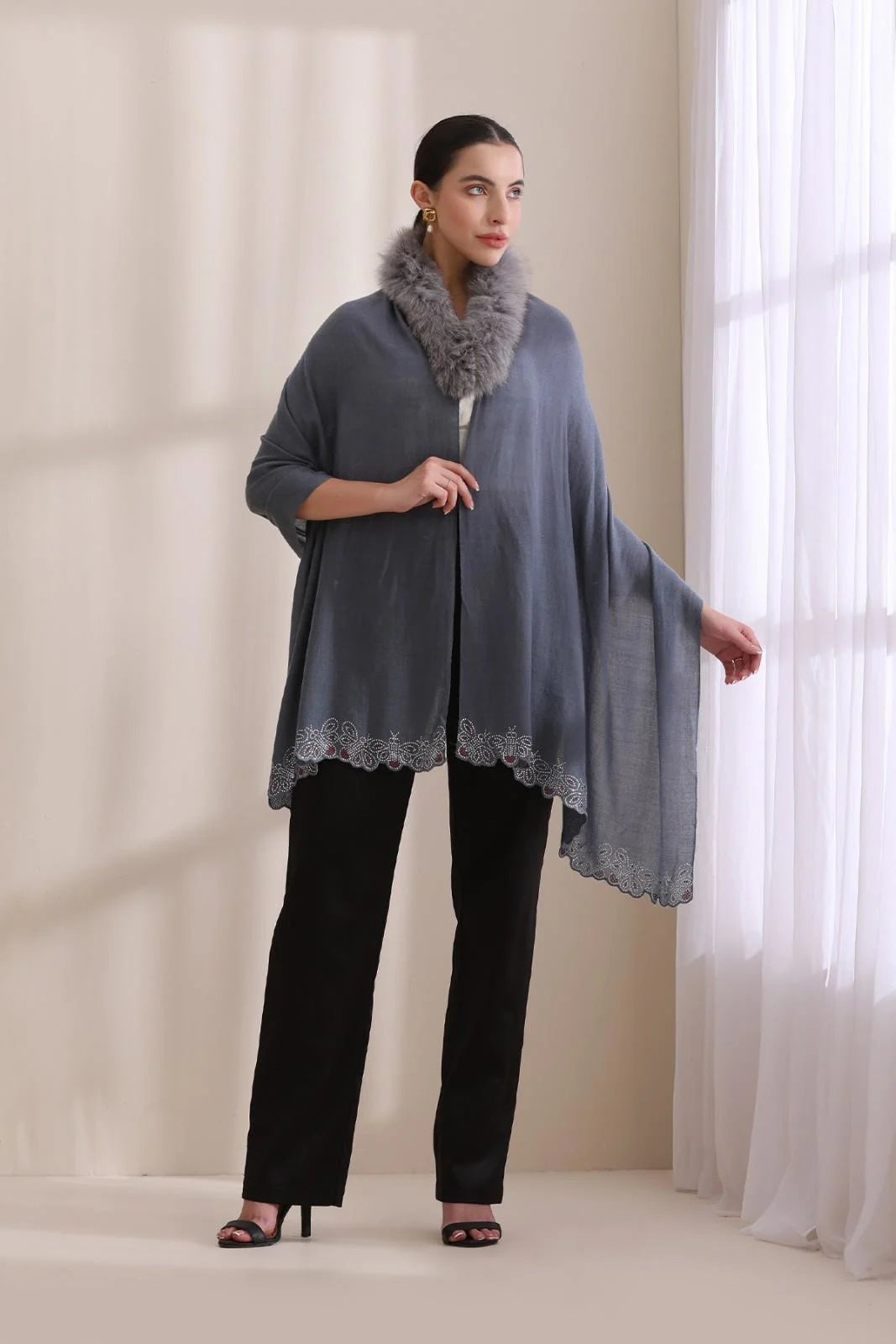 Naira Collared Fur with Butterfly Boreder Stone Work Stole