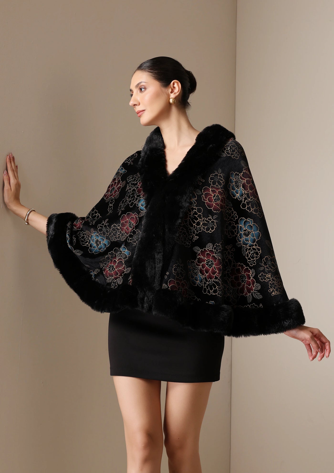Dusala Noir Bloom Vegan Fur Cape