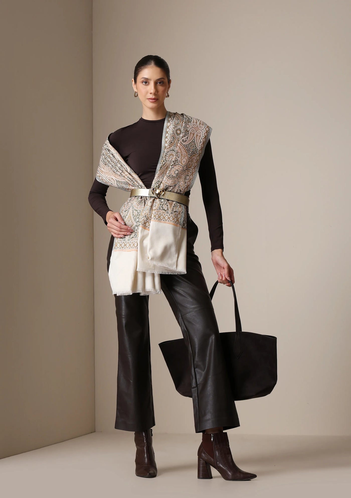 Dusala Ivory Grace woven Shawl