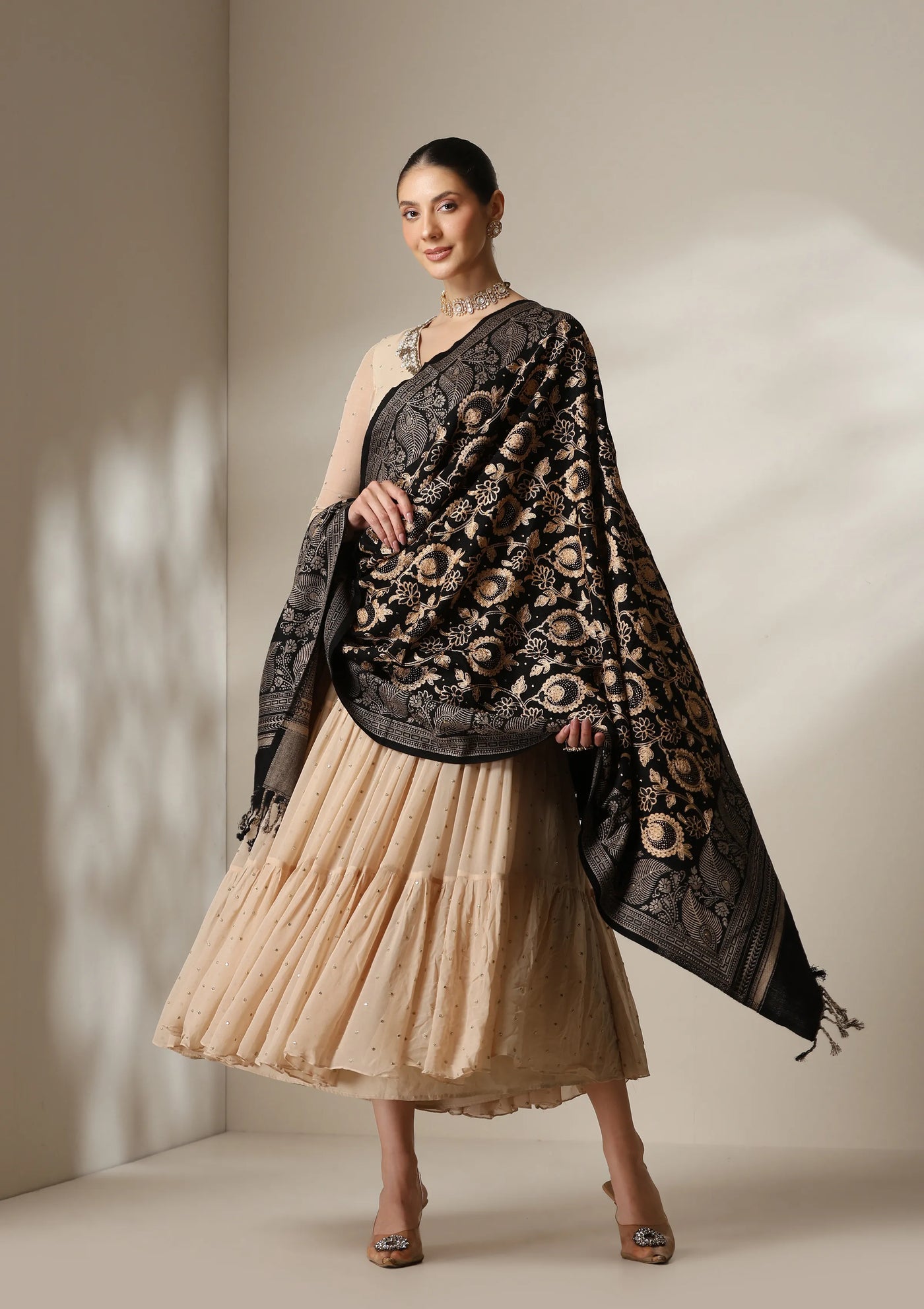 Dusala Noir Luxe Fine Wool Shawl