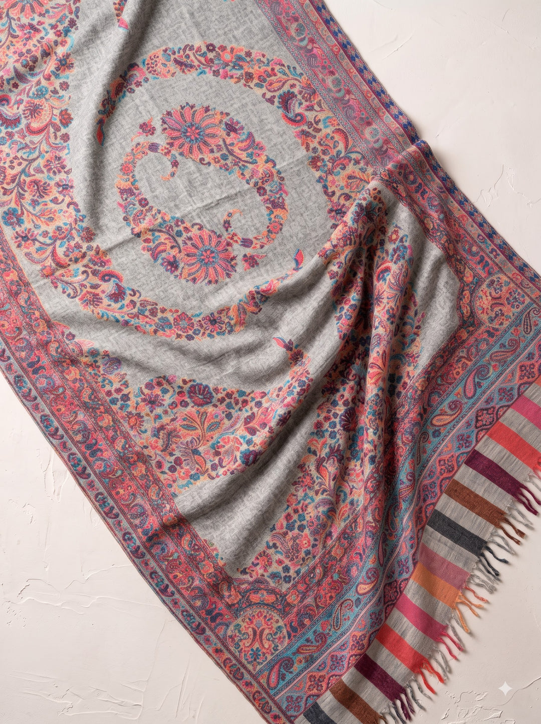 Grey Cashmere Wool Stole with Paisley Jamawar Design