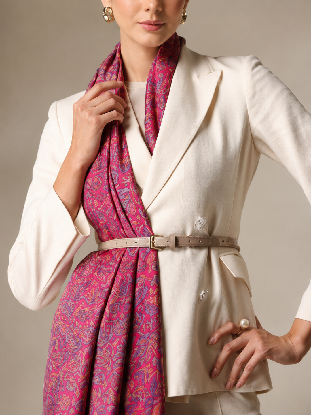 Red Jamawar Stole with Woven Leaf and Vine Design
