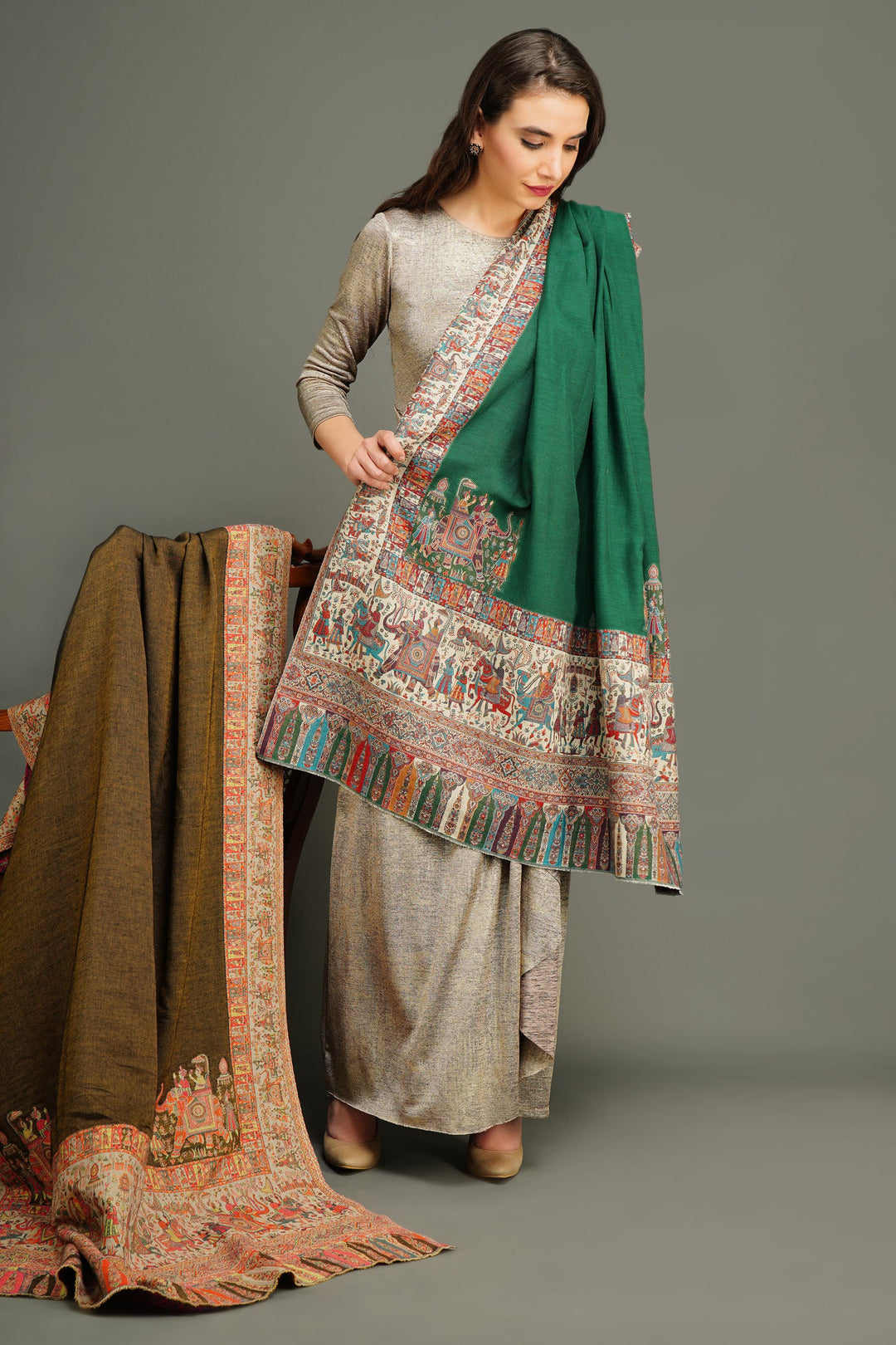 Pashmina Blend In Antique Jamawar Paisley Design