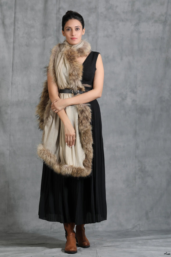 Cashmere Plain Stole With High Quality Ombre Fur Stole