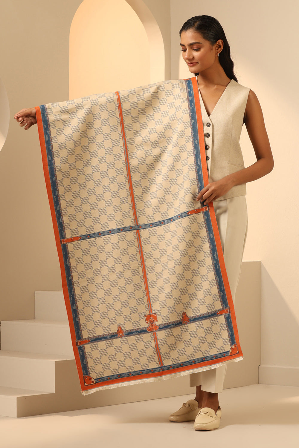 '-  Brave Cashmere Stole